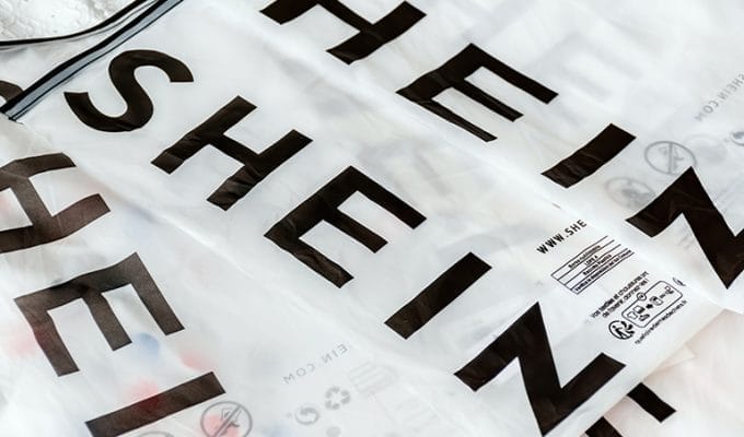 Una dopo l’altra: ecco tutte le accuse dell’Europa a Shein
