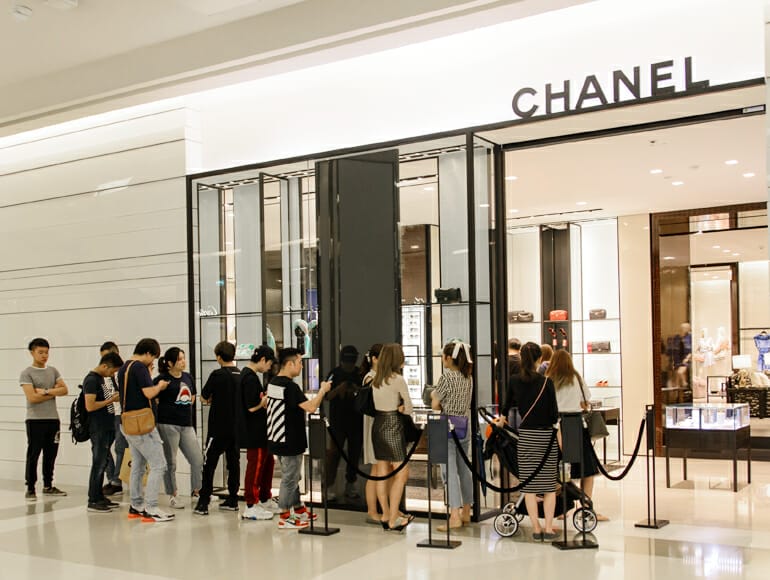 La griffe che aumenta più di tutti: il caso Chanel