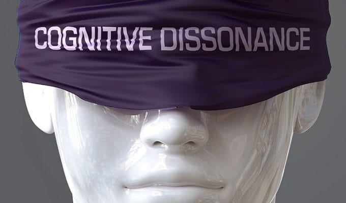 Ipocrisia green: la dissonanza cognitiva dei consumi fashion