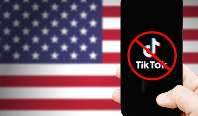 The US versus TikTok: a social war that also concerns fashion